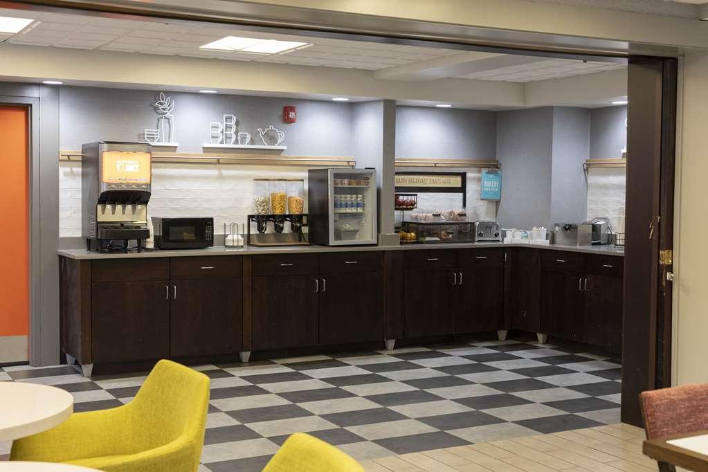 Hampton Inn Kent/Akron Area מסעדה תמונה