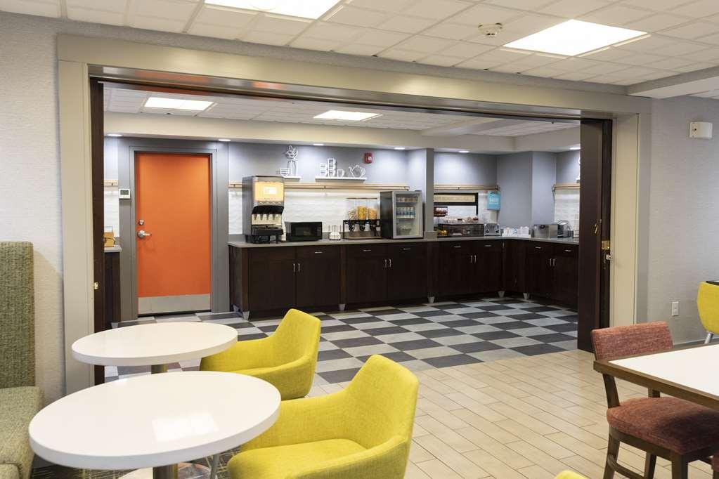 Hampton Inn Kent/Akron Area מסעדה תמונה