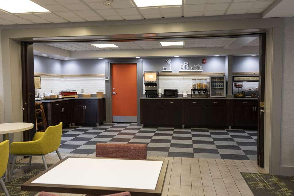 Hampton Inn Kent/Akron Area מסעדה תמונה