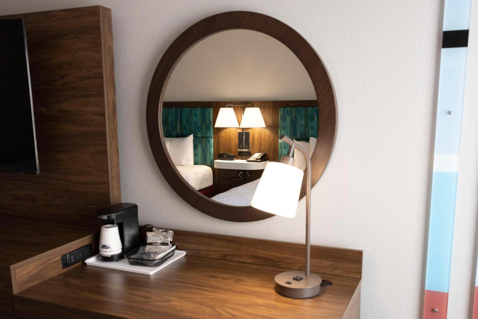 Hampton Inn Kent/Akron Area מראה חיצוני תמונה
