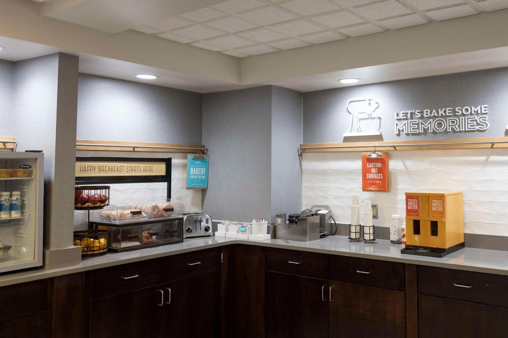 Hampton Inn Kent/Akron Area מראה חיצוני תמונה