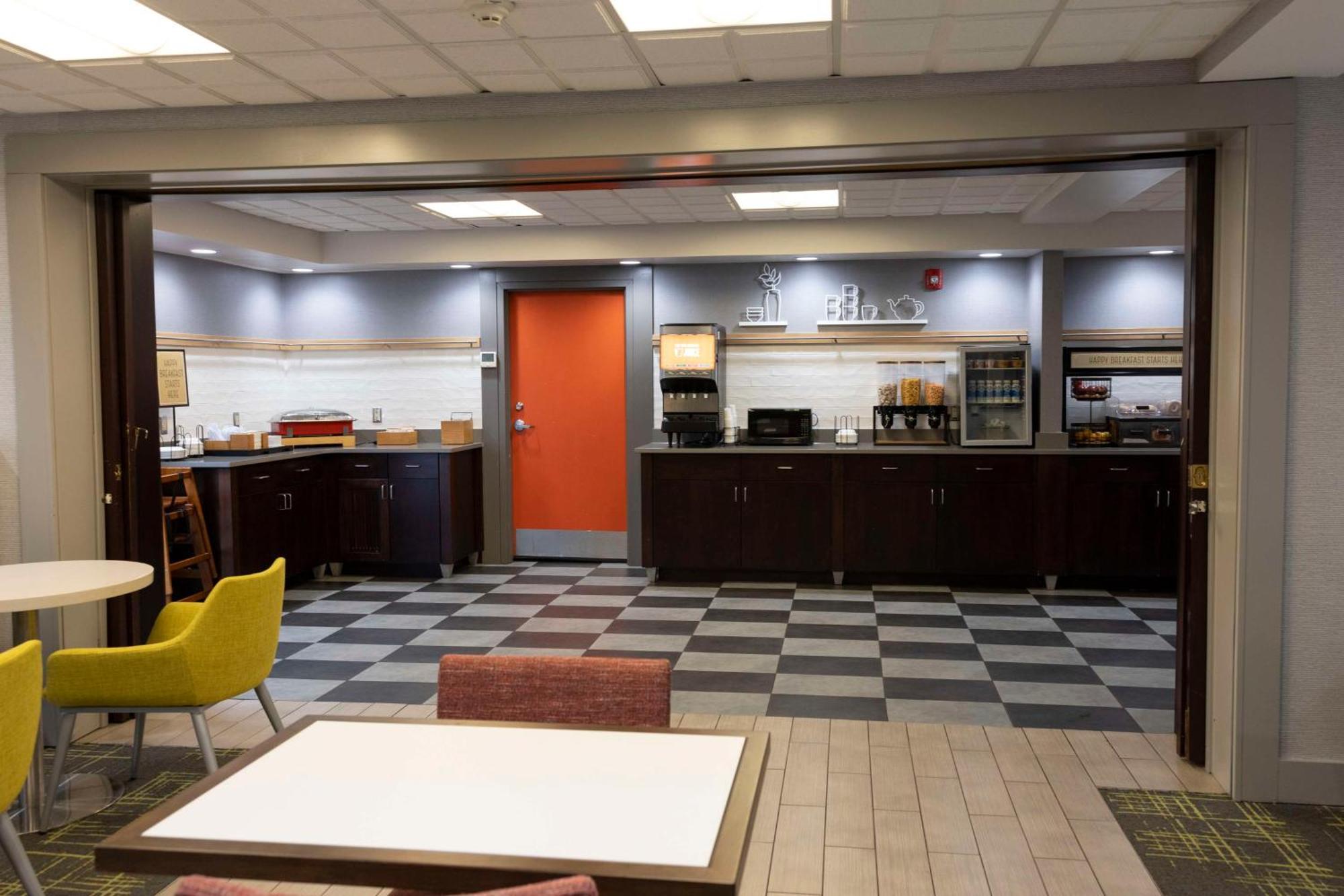 Hampton Inn Kent/Akron Area מראה חיצוני תמונה